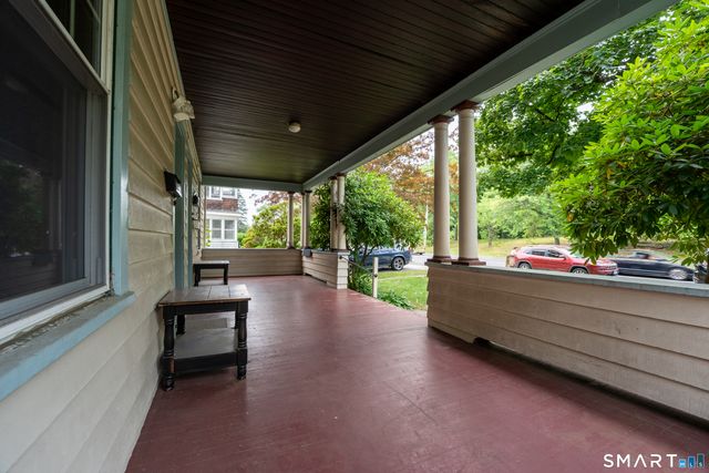 92 Fairfield Avenue 1st Floor, Hartford, CT 06114