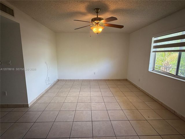 8401 SW 107th Avenue 324E, Miami, FL 33173