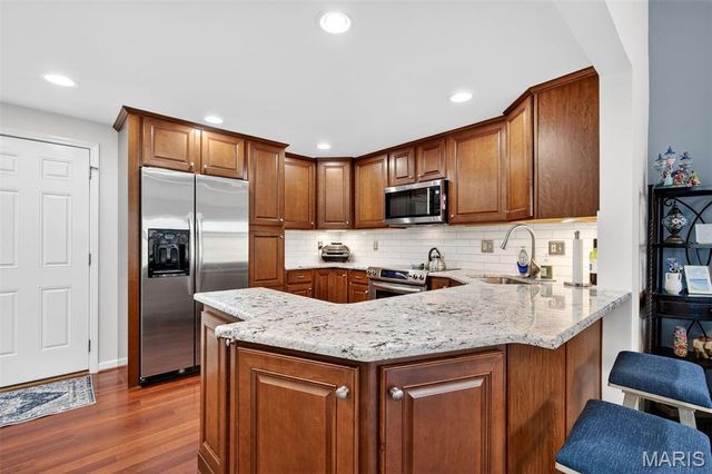 52 Bunker Hill, St Charles, MO 63303