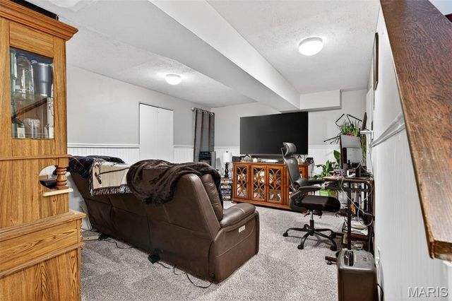 52 Bunker Hill, St Charles, MO 63303