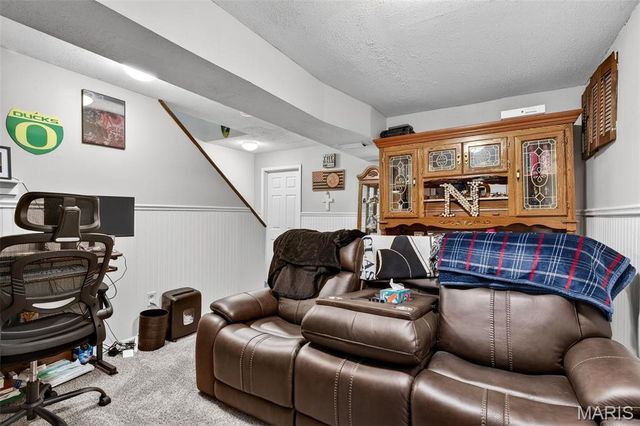 52 Bunker Hill, St Charles, MO 63303