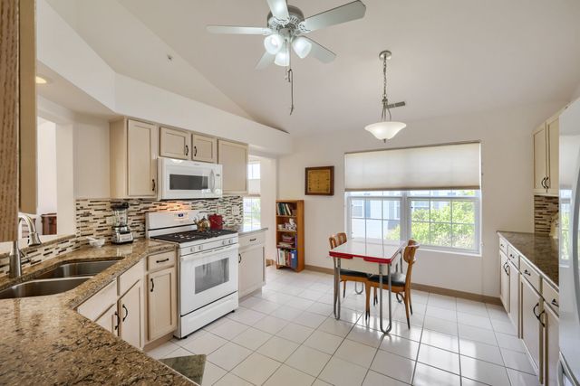 306 Gazebo Lane 0, Lombard, IL 60148