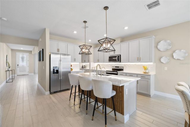 2352 BEAR PEAK ROAD, Minneola, FL 34715