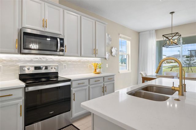 2352 BEAR PEAK ROAD, Minneola, FL 34715