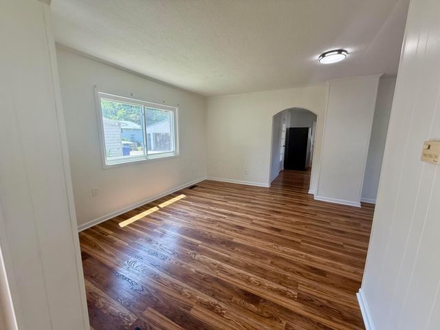 85 Blymer Street, Delaware, OH 43015