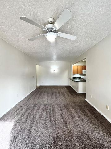 2200 Classen Boulevard 2124, Norman, OK 73071