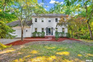 1176 N RENTSCH Drive, East Peoria, IL 61611