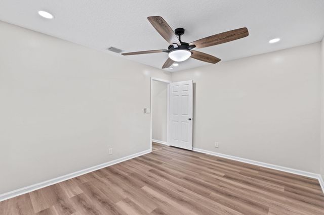 17104 76th Street N, The Acreage, FL 33470