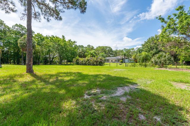 17104 76th Street N, The Acreage, FL 33470