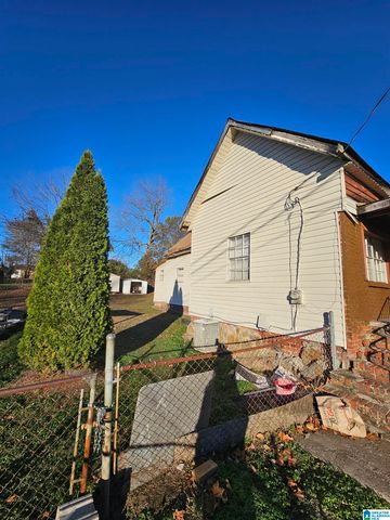 228 AVENUE T, Birmingham, AL 35214