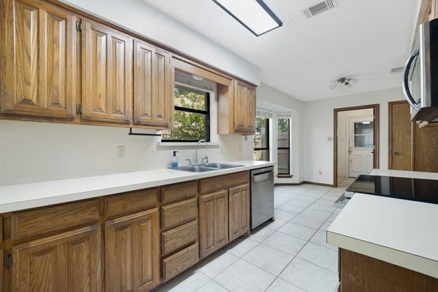 2509 Silvermeadow Lane, Corinth, TX 76210