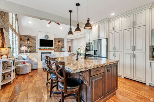 14822 S BOULDEN FALLS LN, Bluffdale, UT 84065