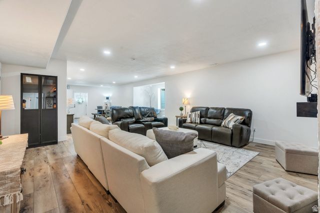 14822 S BOULDEN FALLS LN, Bluffdale, UT 84065