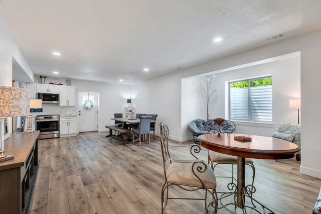 14822 S BOULDEN FALLS LN, Bluffdale, UT 84065