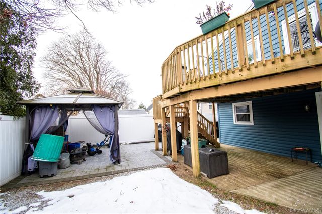 1390 America Avenue, West Babylon, NY 11704