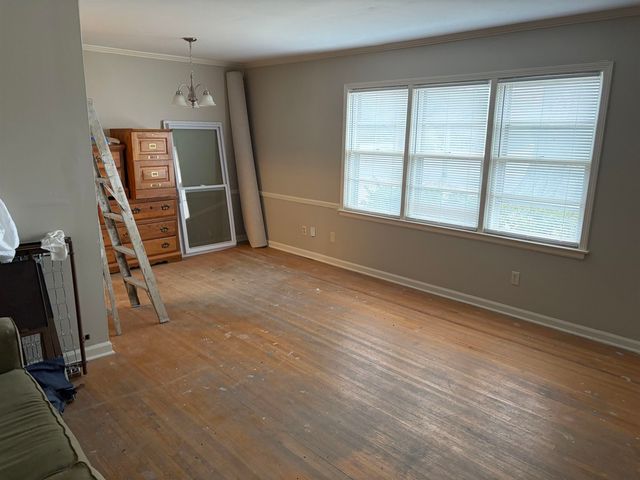 4928 WILLOW RD, Memphis, TN 38117