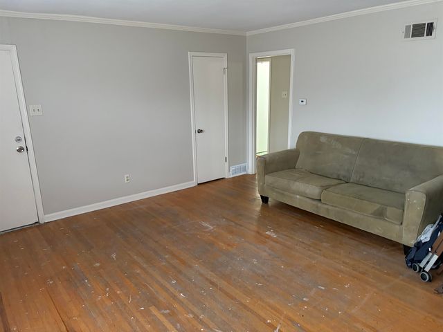 4928 WILLOW RD, Memphis, TN 38117