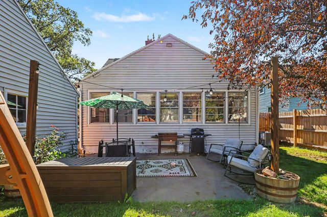1472 Montague Avenue, Muskegon City, MI 49441