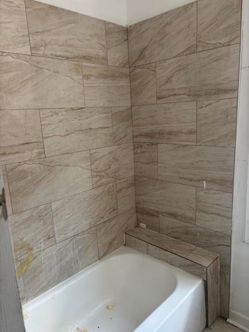 11790 Wilshire Drive, Detroit, MI 48213