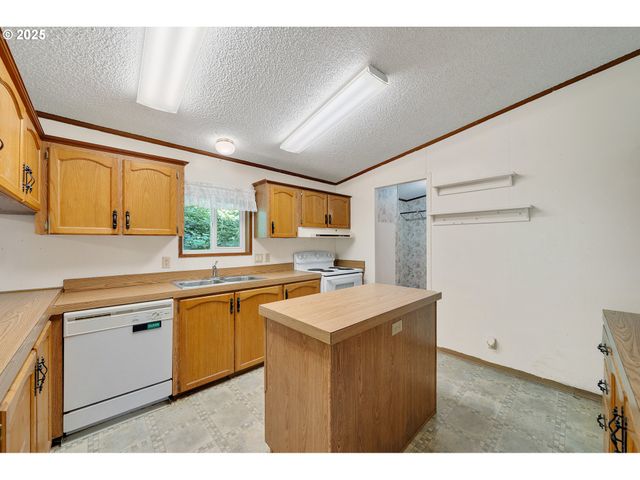 17750 WILSON RIVER Hwy, Tillamook, OR 97141
