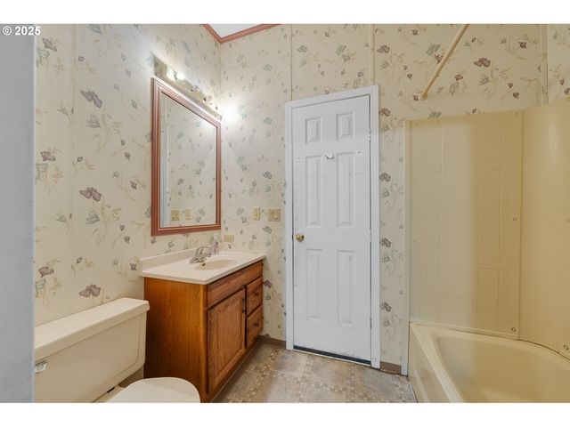 17750 WILSON RIVER Hwy, Tillamook, OR 97141