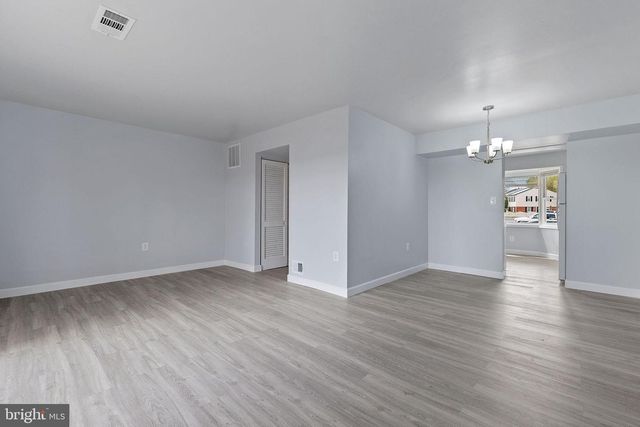 8145 COMMUNITY DR, Manassas, VA 20109