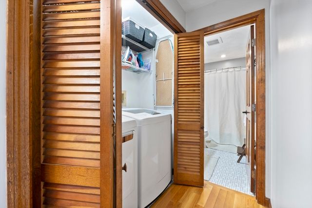45 Washington St 90, Methuen, MA 01844