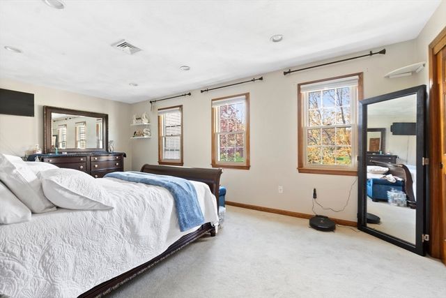 45 Washington St 90, Methuen, MA 01844