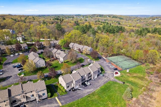 45 Washington St 90, Methuen, MA 01844