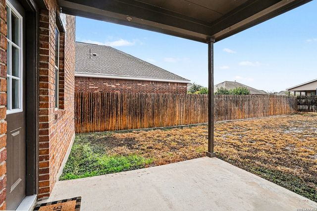 8807 White Crown, San Antonio, TX 78254