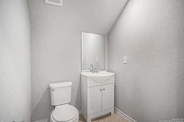 8807 White Crown, San Antonio, TX 78254