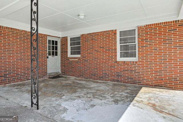 5256 Eubanks Drive, Morrow, GA 30260
