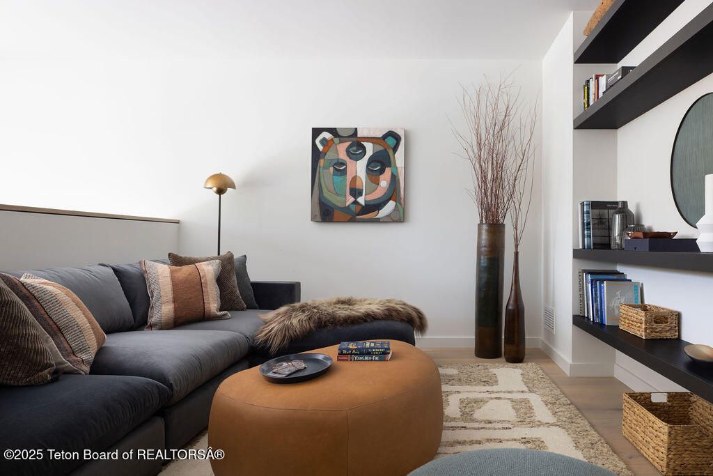 165 N GLENWOOD Street 28, Jackson, WY 83001 photo 20