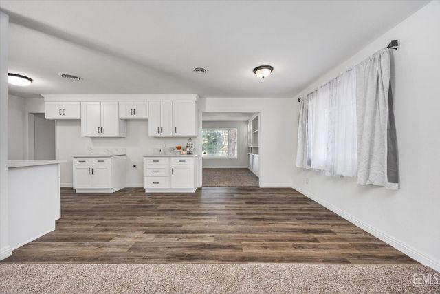 3913 Crescent Drive, Bakersfield, CA 93306