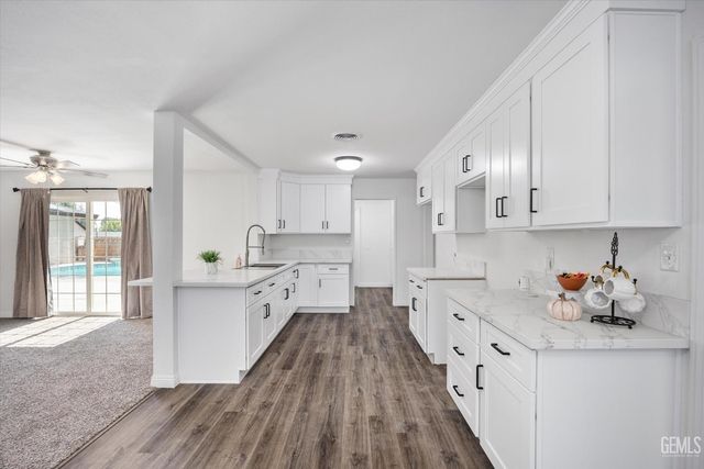 3913 Crescent Drive, Bakersfield, CA 93306