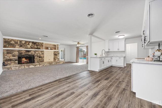 3913 Crescent Drive, Bakersfield, CA 93306