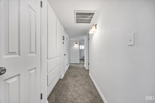 3913 Crescent Drive, Bakersfield, CA 93306