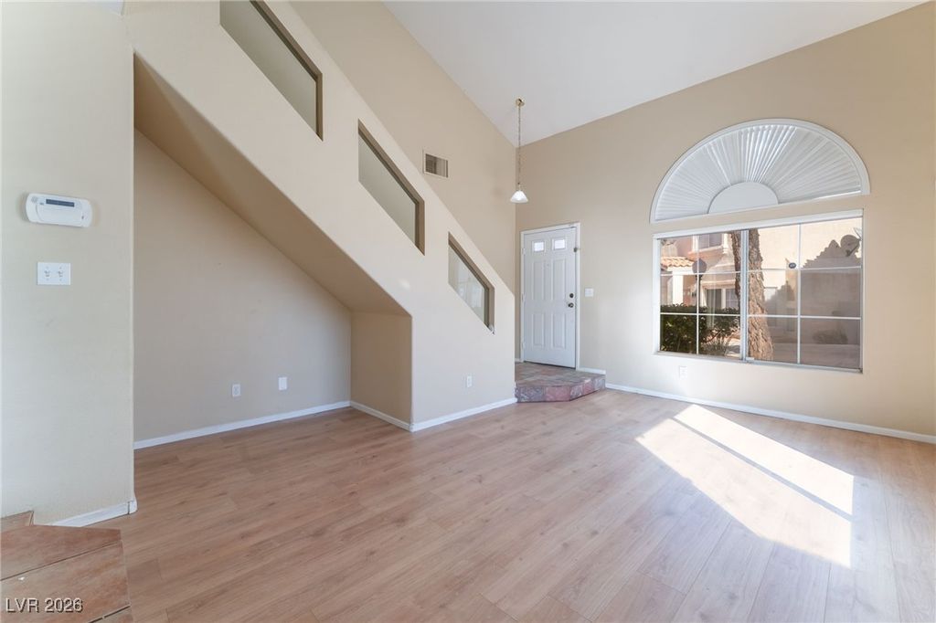 Image 5 of property listing at 3404 Wordsworth Street, Las Vegas, NV 89129