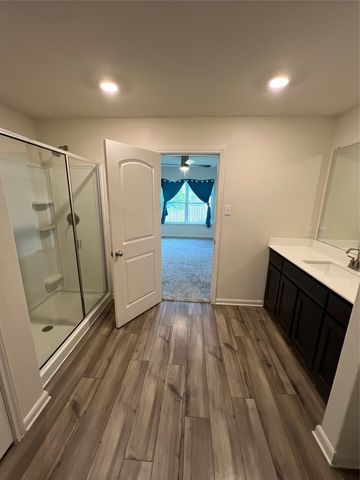 10809 Copper Hills Lane, Fort Worth, TX 76108