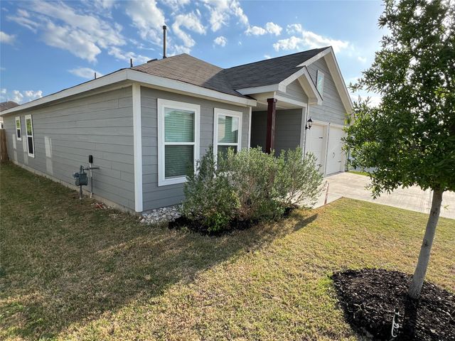 10809 Copper Hills Lane, Fort Worth, TX 76108