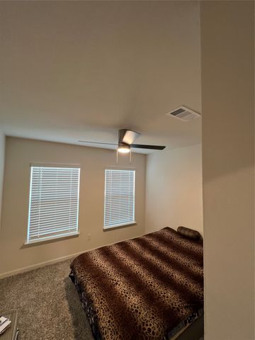 10809 Copper Hills Lane, Fort Worth, TX 76108