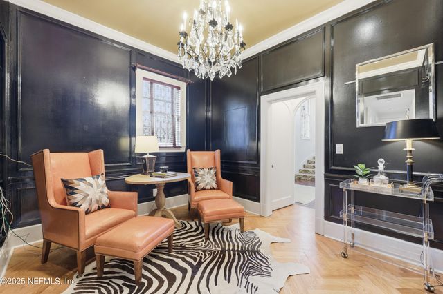 1878 AVONDALE Circle, Jacksonville, FL 32205