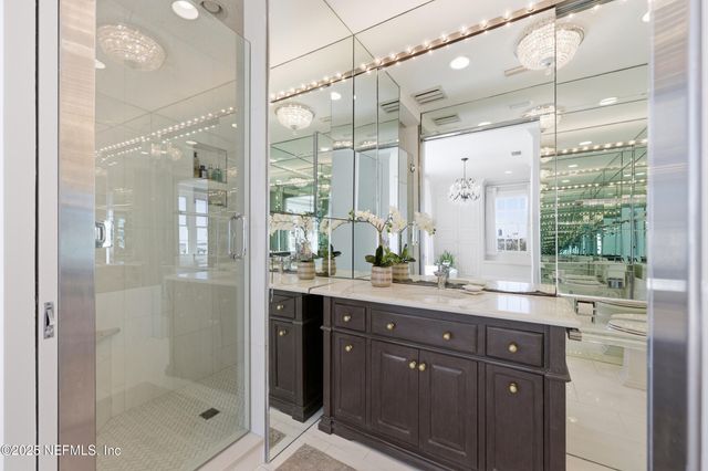 1878 AVONDALE Circle, Jacksonville, FL 32205