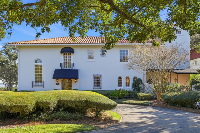 1878 AVONDALE Circle, Jacksonville, FL 32205