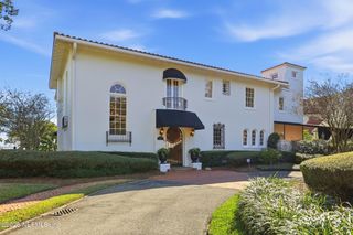 1878 AVONDALE Circle, Jacksonville, FL 32205