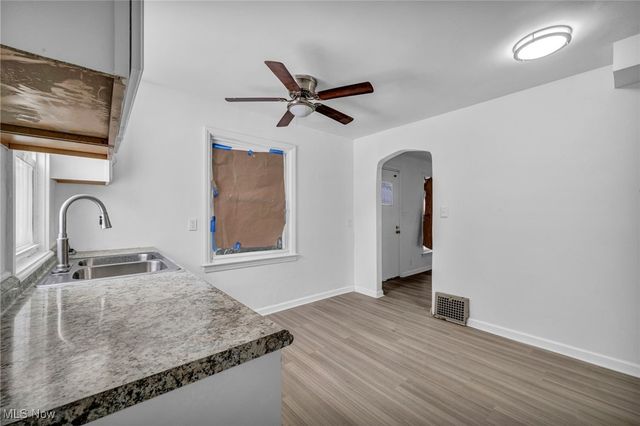 5100 Erwin Street, Maple Heights, OH 44137