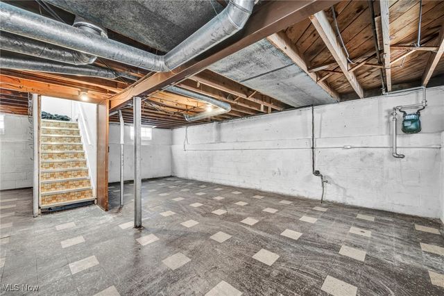 5100 Erwin Street, Maple Heights, OH 44137