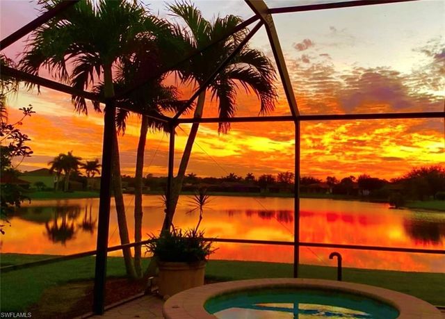 2239 Grove DR, Naples, FL 34120