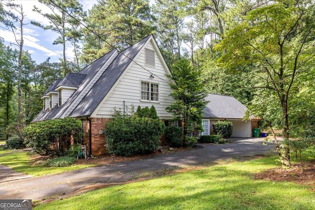 2267 Oxbow Circle, Smoke Rise, GA 30087