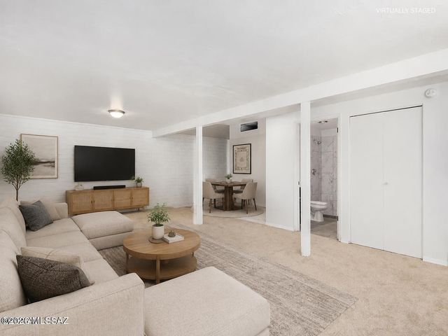 8282 E 18th Street, Tucson, AZ 85710